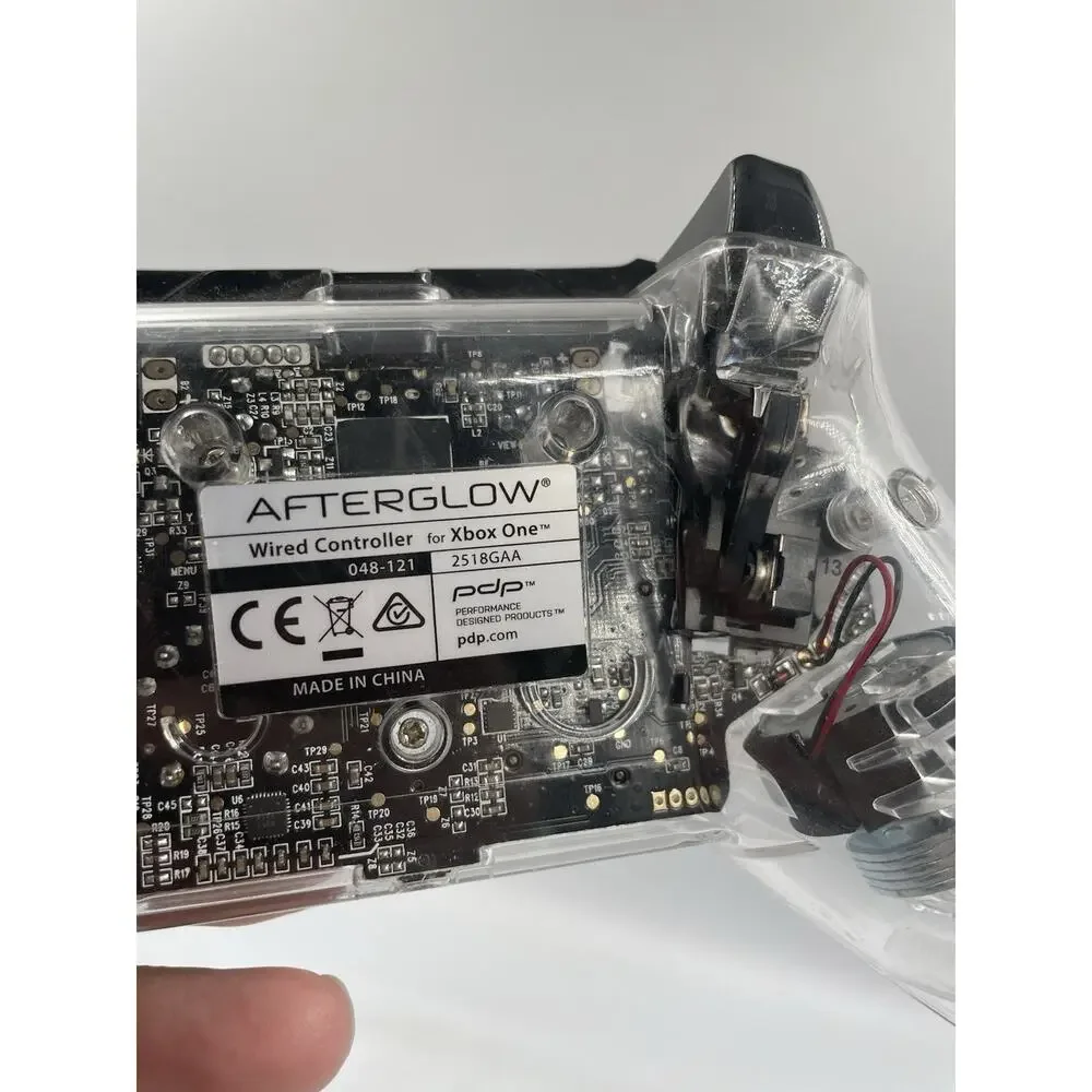 Afterglow Wired Game Controller Xbox One Clear Transparent 048-121 No cable